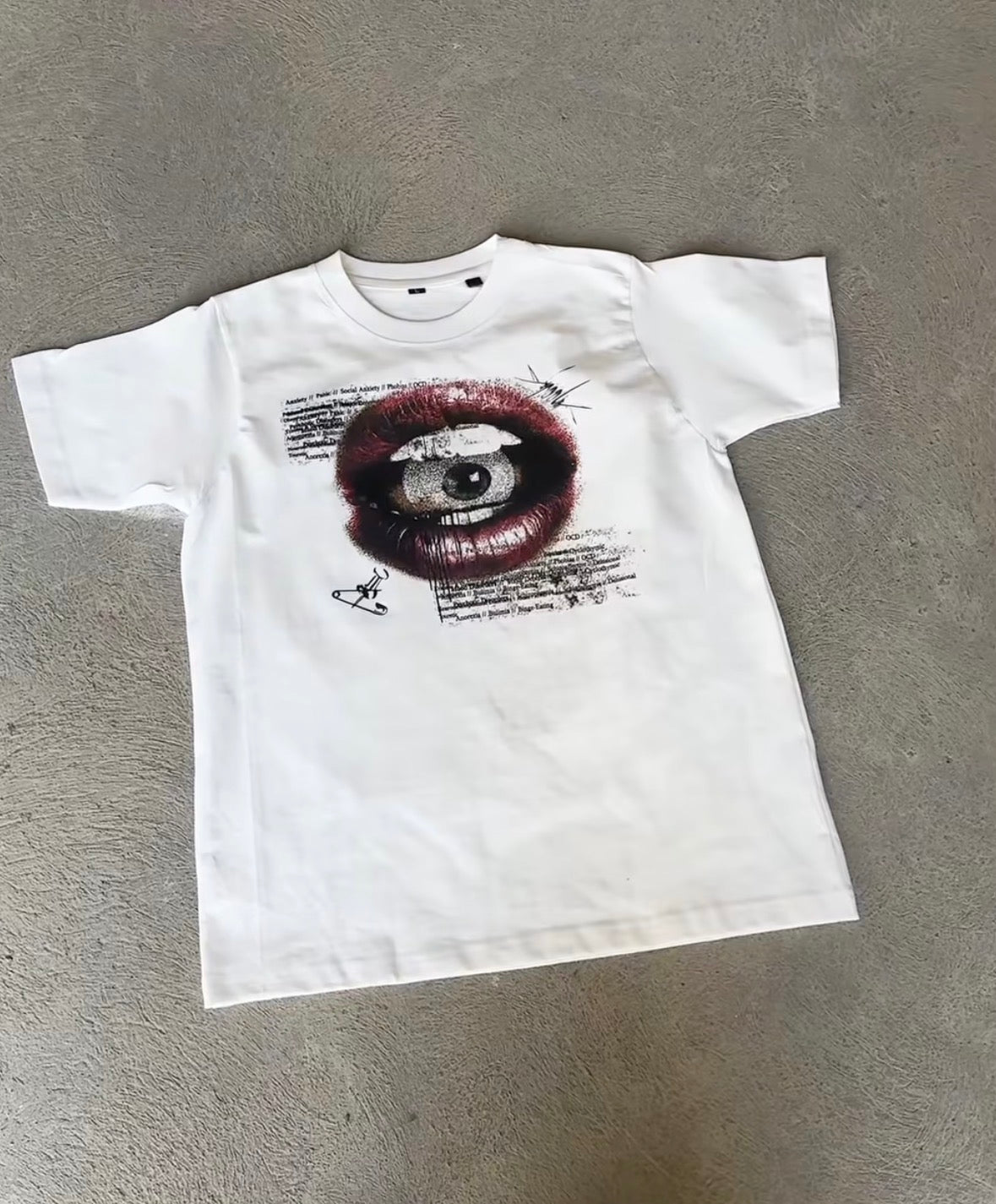 T-Shirt Regular PARANOIA