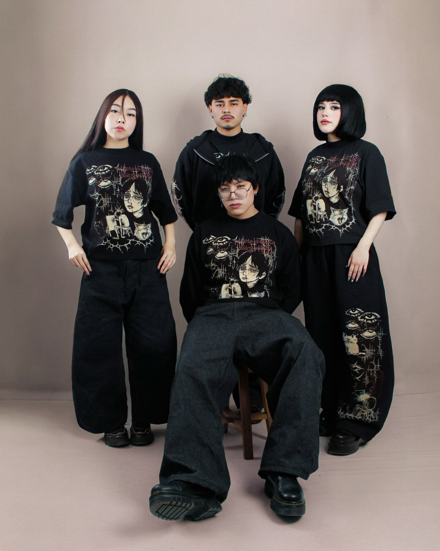 SHIRT MANGA LARGA DIE IN SILENCE